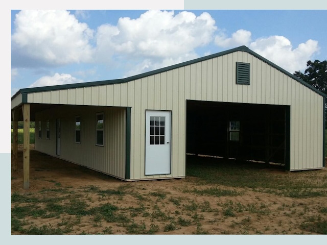 Строительство конюшен в Соликамске